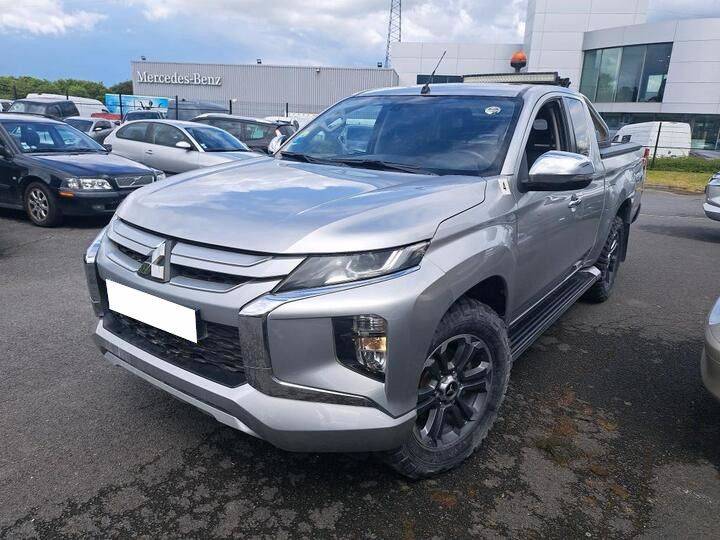 Mitsubishi L200 CLUB CAB occasion 4WD à vendre à Chanas auto 38