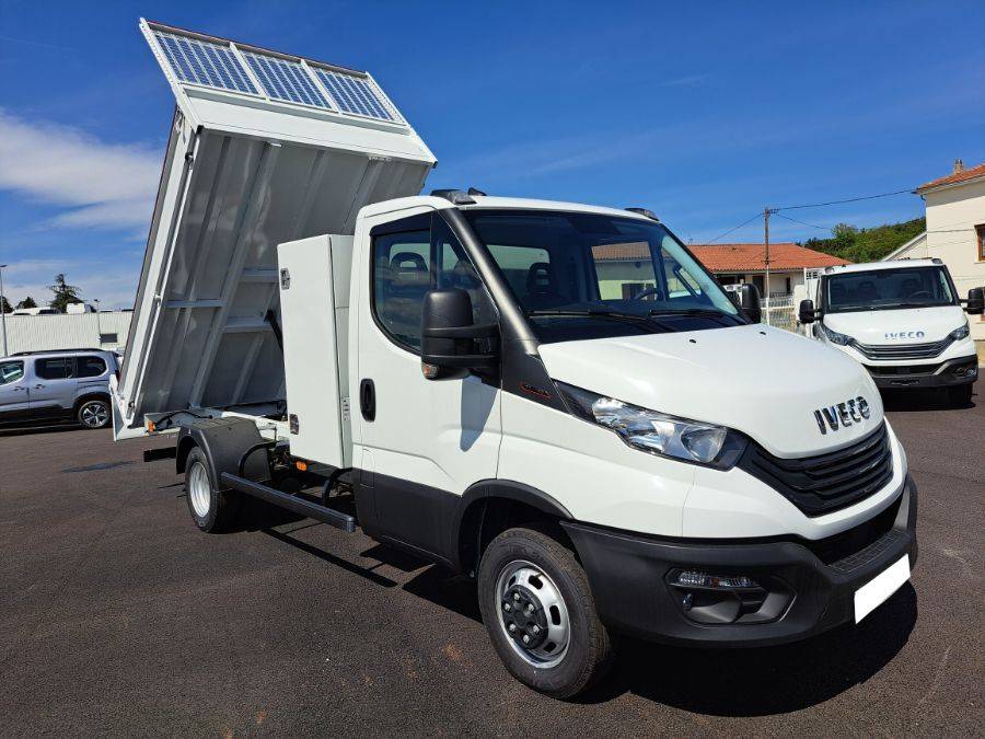 Iveco DAILY occasion BENNE + COFFRE à vendre à Chanas auto 38 proche Lyon