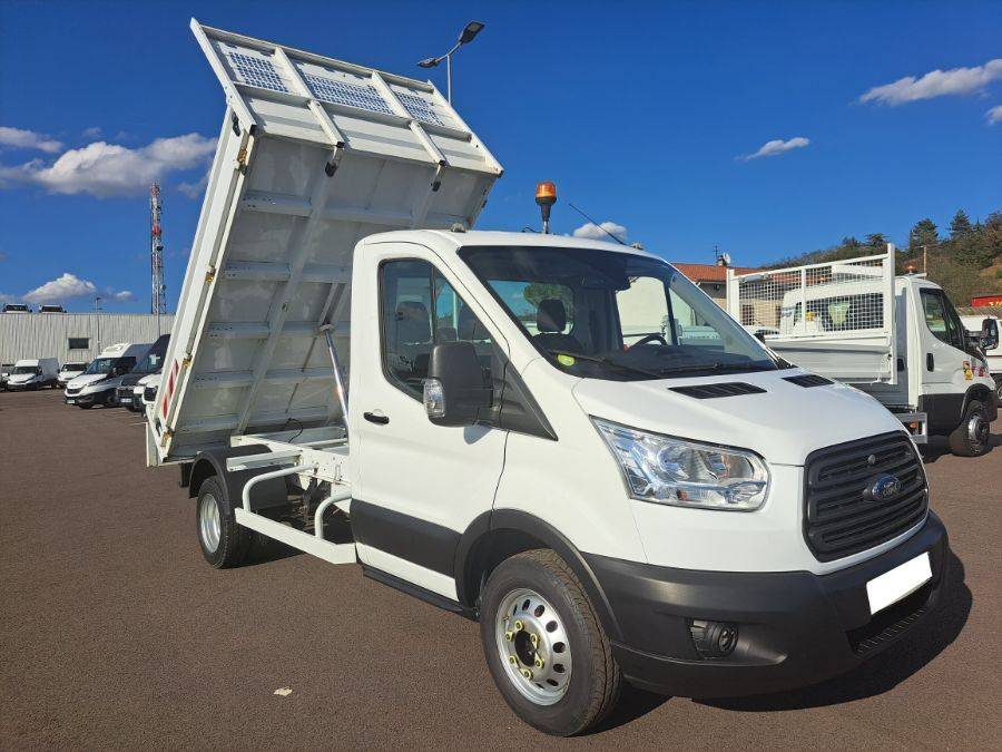 Ford TRANSIT CHASSIS CABINE occasion L2 diesel aux alentours de Lyon