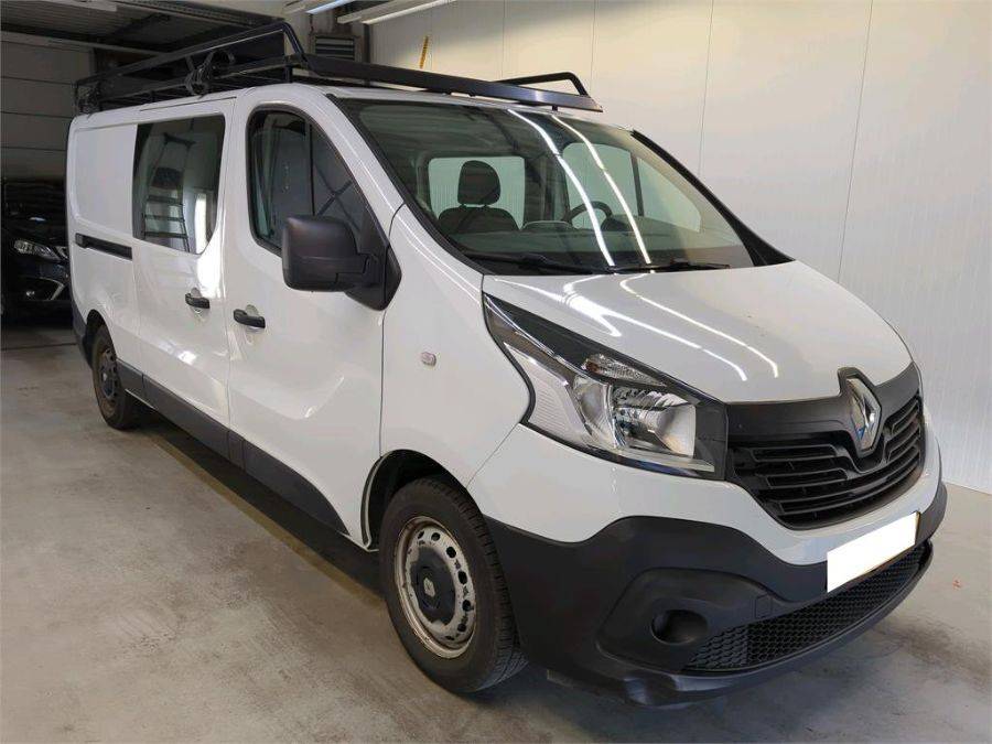 Renault TRAFIC CABINE APPROFONDIE occasion L2H1 diesel aux alentours de Lyon