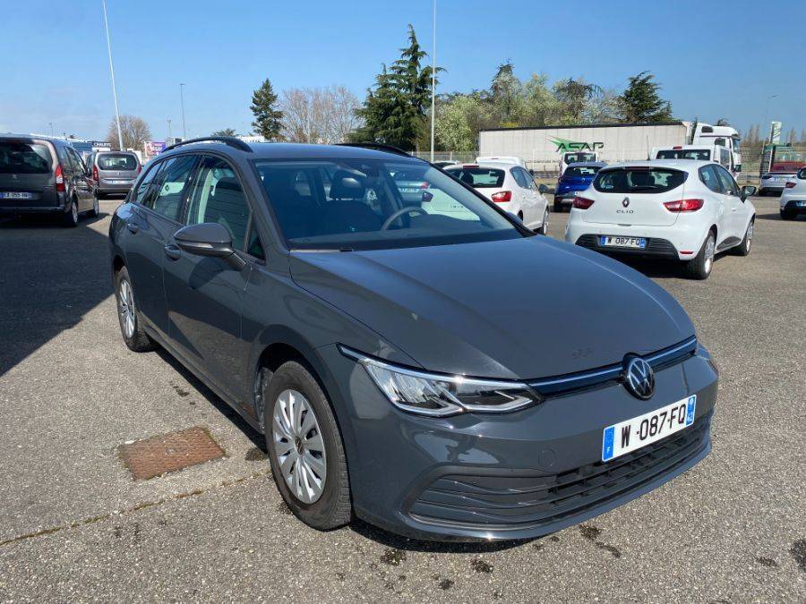 Volkswagen GOLF SW occasion récente à vendre près de Lyon