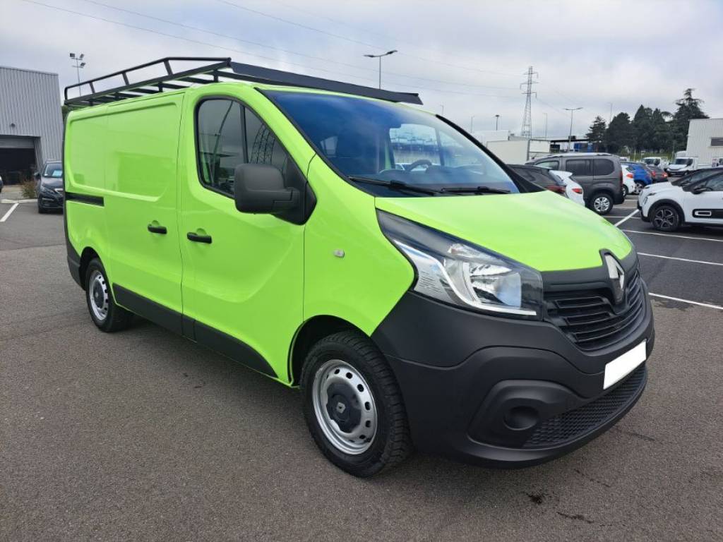 Renault TRAFIC FOURGON occasion L1H1 diesel à vendre aux alentours de Lyon